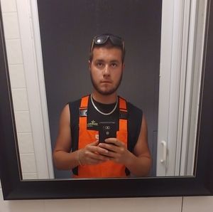 Meet your Posher, Anthony